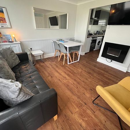 Beachcomber, Sunbeach, Scratby - Two Bed Chalet, Sleeps 4, Free Wi-Fi, Free Club Passes, Free Swimming And Pet Friendly Exteriér fotografie